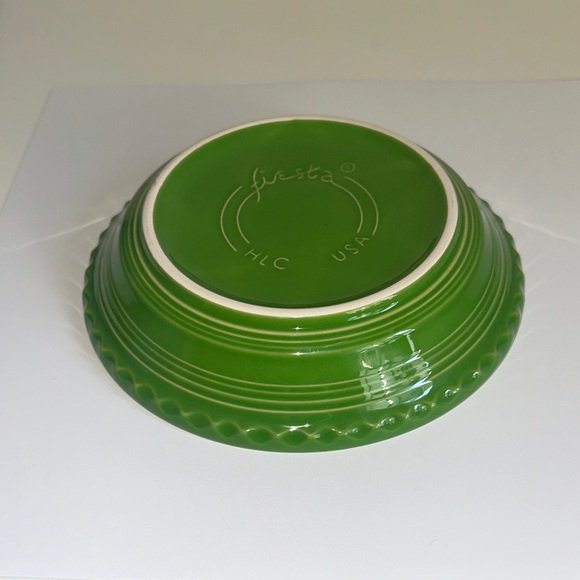 Fiesta 8” Deep Dish Pie Baker - Picture 4 of 6